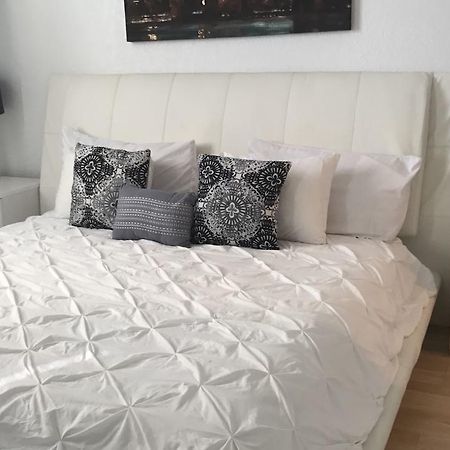 Apartments At Sian Residences Hallandale Beach Exteriör bild
