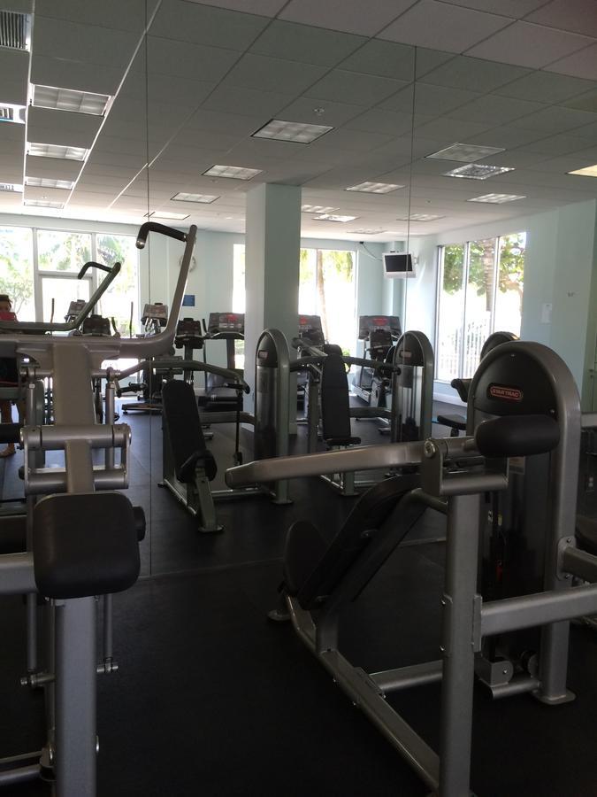 Apartments At Sian Residences Hallandale Beach Exteriör bild