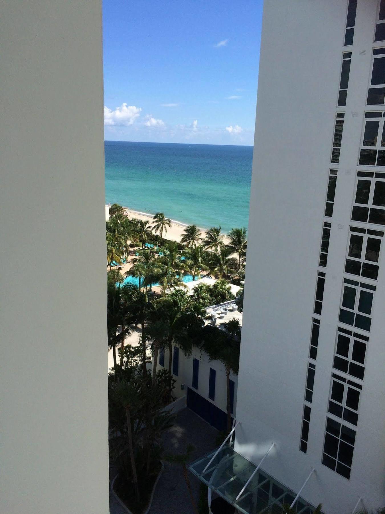 Apartments At Sian Residences Hallandale Beach Exteriör bild