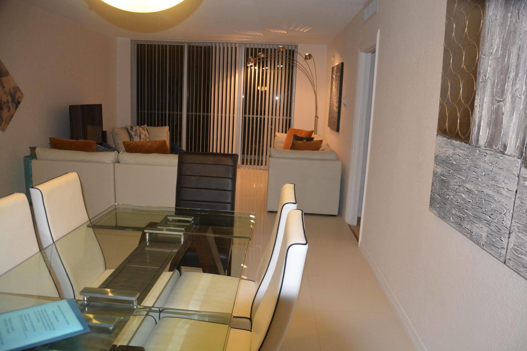 Apartments At Sian Residences Hallandale Beach Exteriör bild